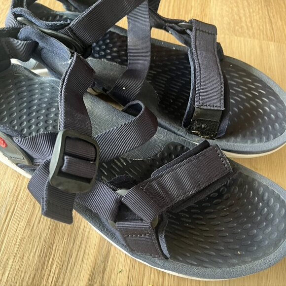 ** Teva men\'s navy blue sport sandals Sz 11 fabric
